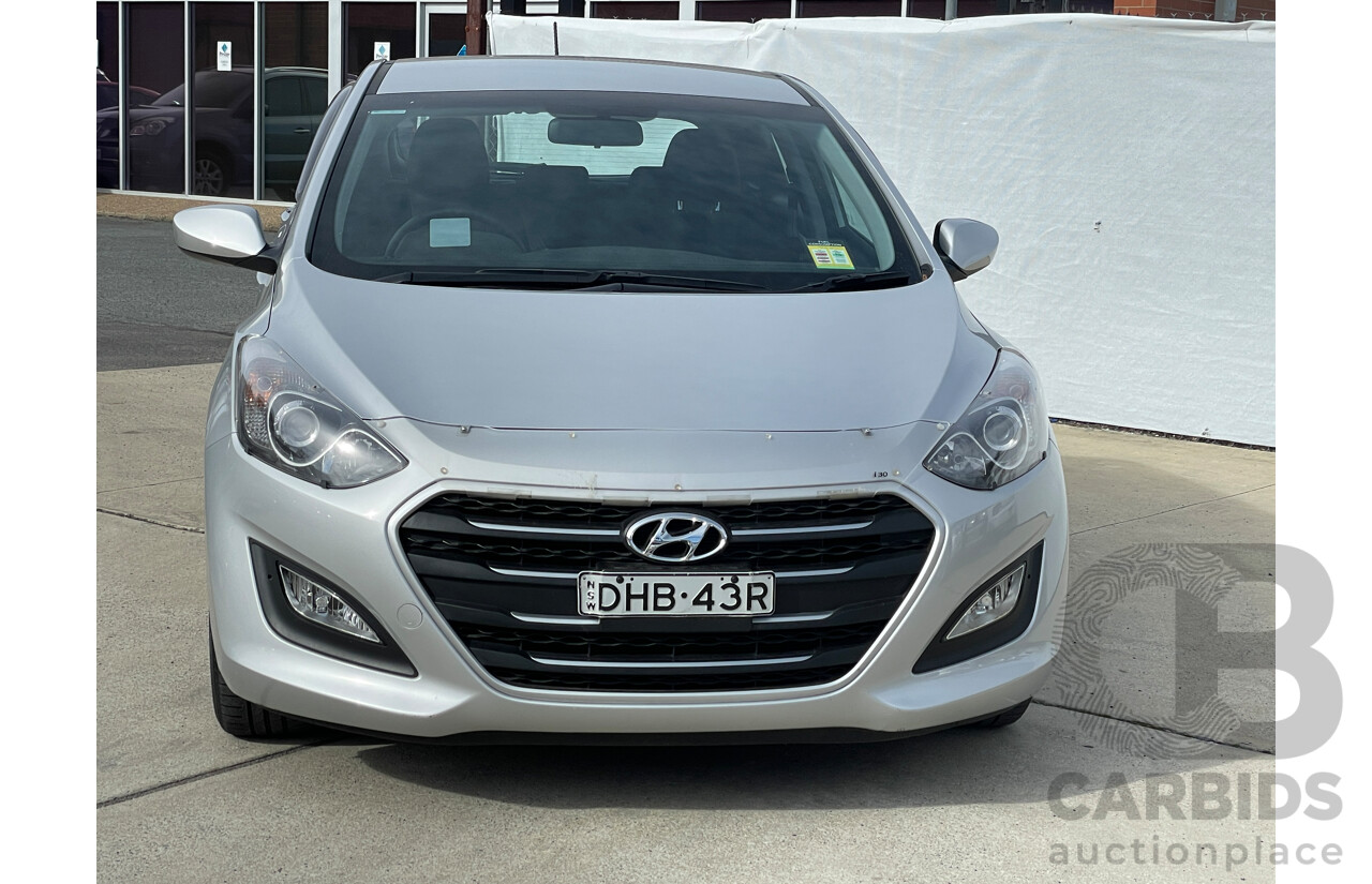 4/2016 Hyundai i30 Active GD3 SERIES 2 5d Hatchback Silver 1.8L