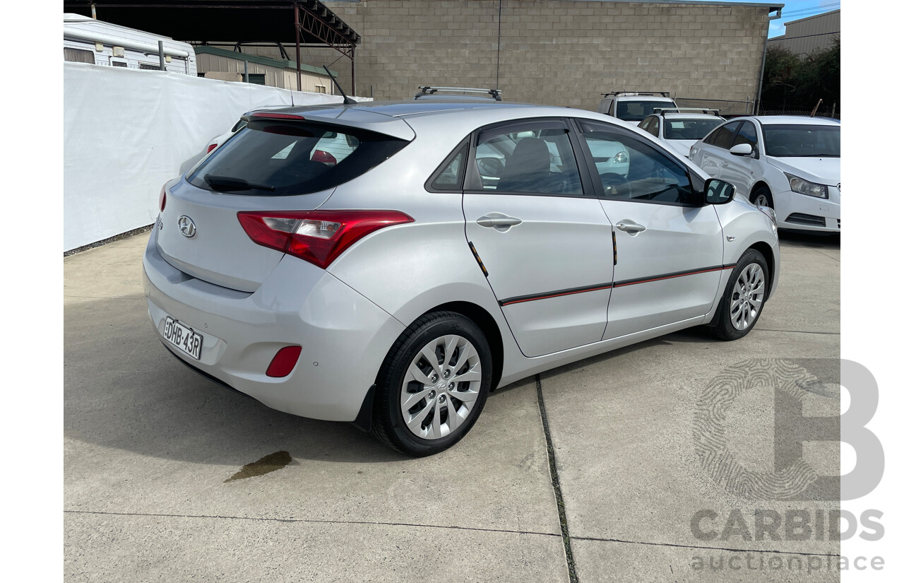 4/2016 Hyundai i30 Active GD3 SERIES 2 5d Hatchback Silver 1.8L