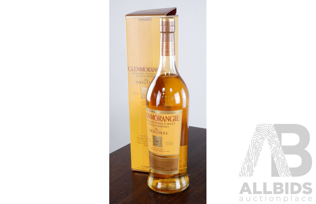 Glenmorangie Highland Single Malt Scotch Whisky 1 Litre Bottle in Presentation Box