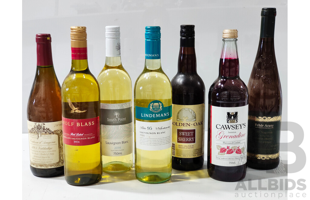 Assorted Lot of Various Wines - Lot of 7