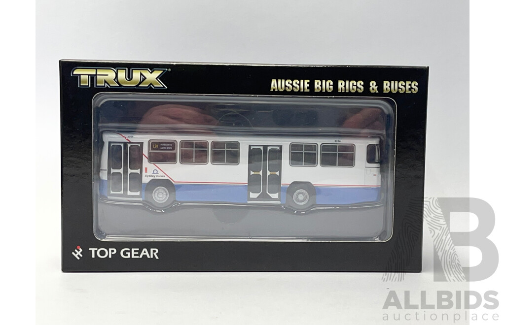 TRUX Aussie Busses 1981 Mercedes-Benz O305 MKIII 1/76 Scale