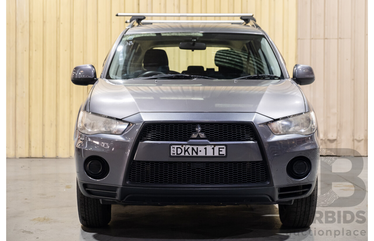 10/2010 Mitsubishi Outlander LS (4x4) ZH MY11 4d Wagon Grey 2.4L