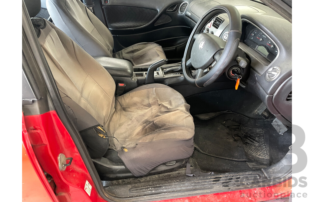 11/2005 Holden Commodore Executive VZ 4d Sedan Red 3.6L