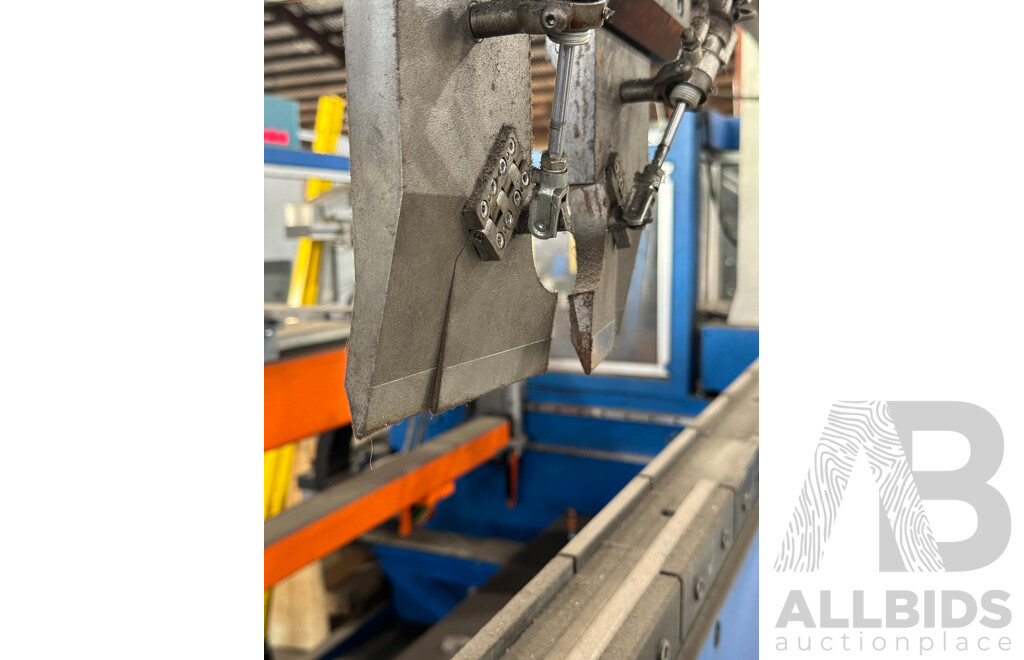 "2010 LAG GBS R 100-3000"  100Ton Press Brake with 6 Axis Staubli TX200 Robot