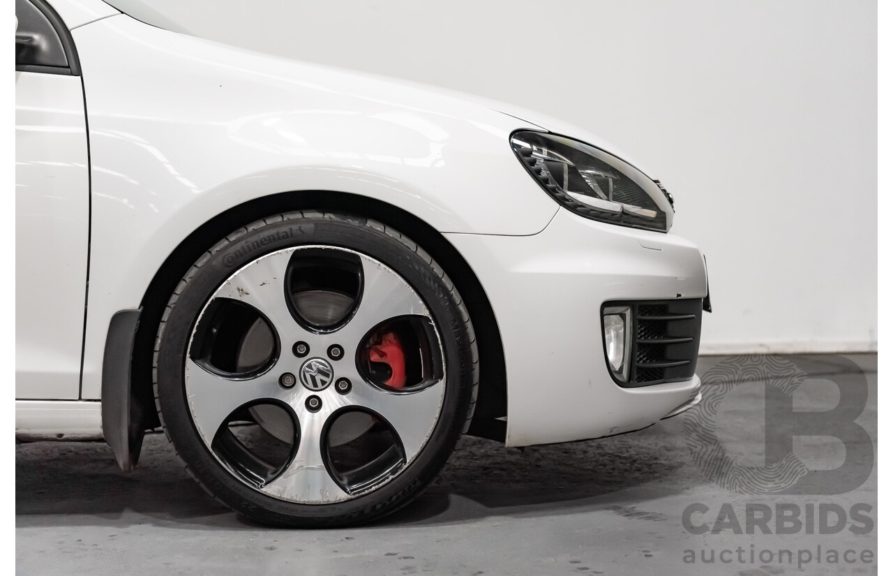 8/2011 Volkswagen Golf GTi 1K MY11 5d Hatchback White 2.0L Turbo