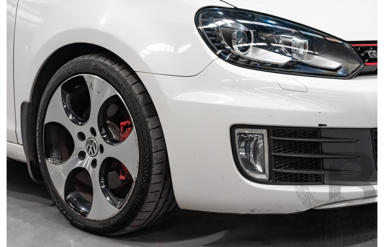 8/2011 Volkswagen Golf GTi 1K MY11 5d Hatchback White 2.0L Turbo