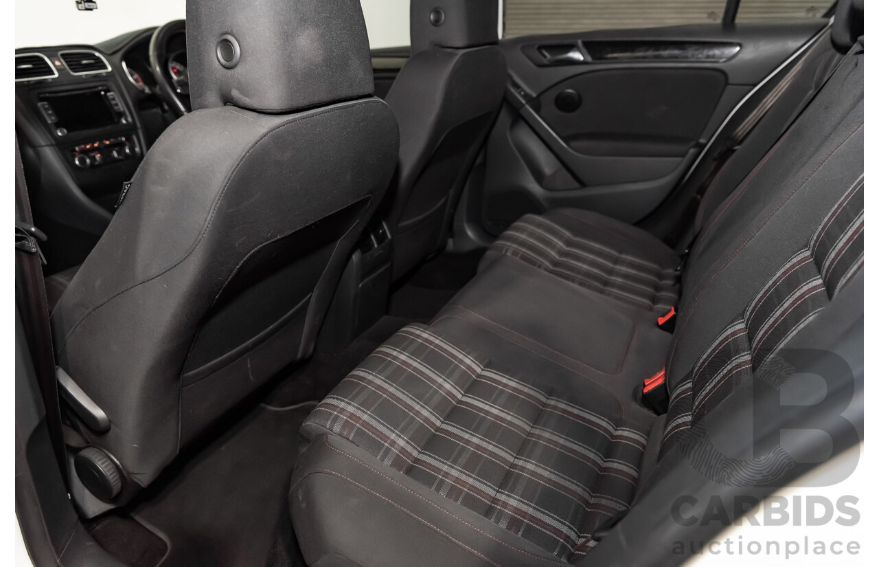 8/2011 Volkswagen Golf GTi 1K MY11 5d Hatchback White 2.0L Turbo