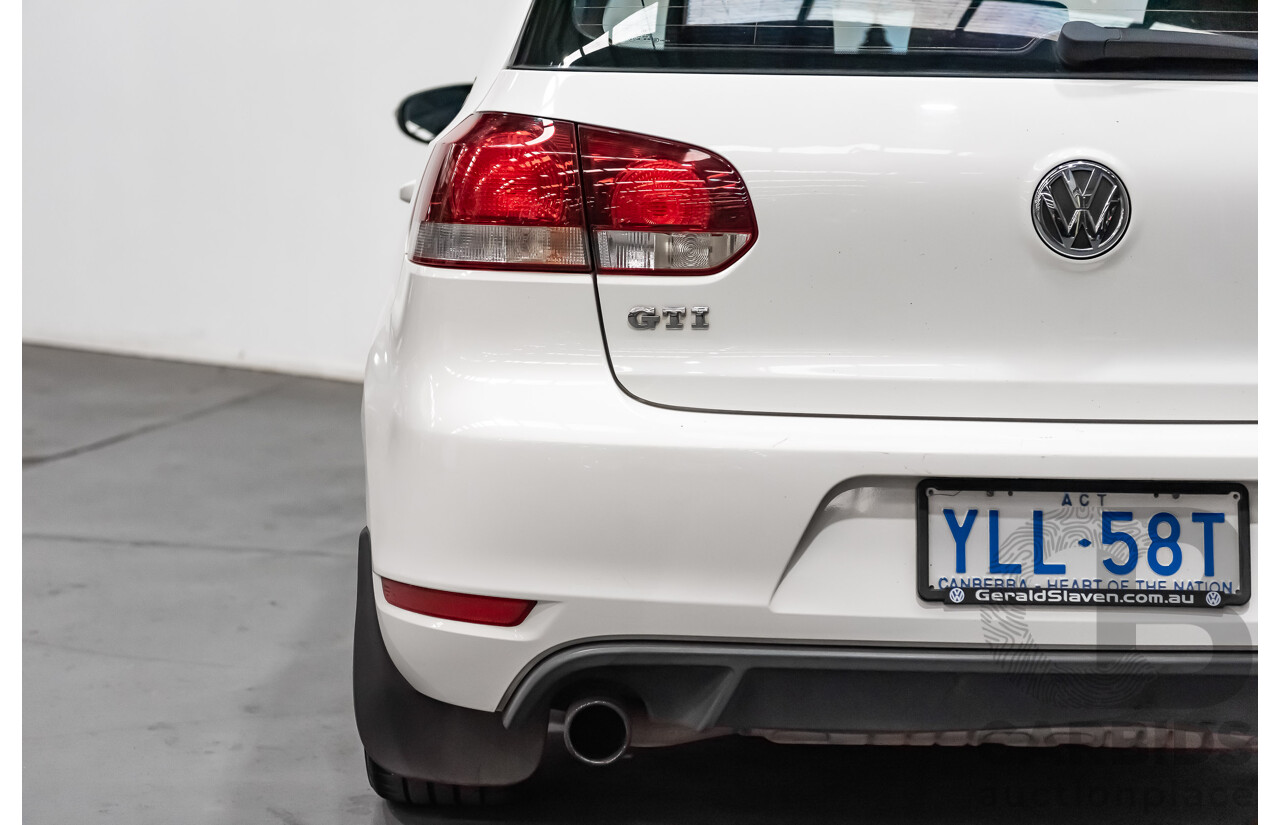 8/2011 Volkswagen Golf GTi 1K MY11 5d Hatchback White 2.0L Turbo