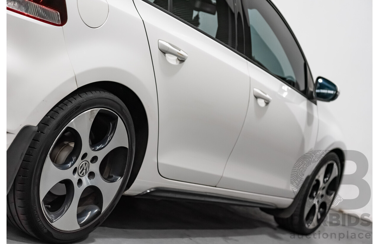 8/2011 Volkswagen Golf GTi 1K MY11 5d Hatchback White 2.0L Turbo