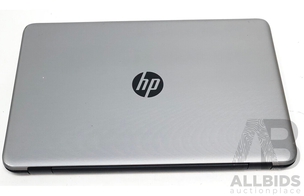 HP AMD A8 (7410) 2.20GHz APU 17-Inch Laptop