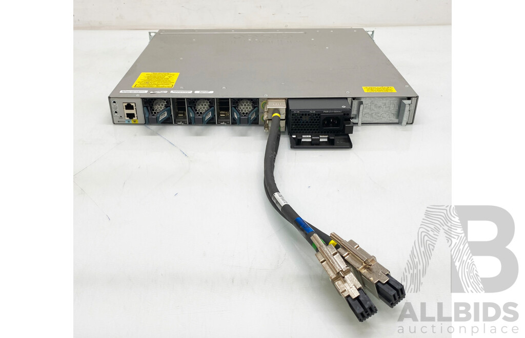 Cisco Catalyst (WS-C3850-24XU-S) 3850-24X UPoE 24-Port 10Gigabit Ethernet Switch