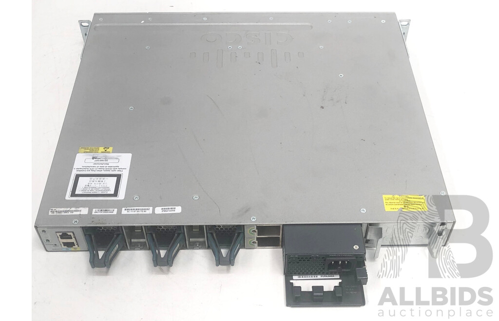 Cisco Catalyst (WS-C3850-24XUL) 3850-24X UPoE 24-Port 10Gigabit Ethernet Switch