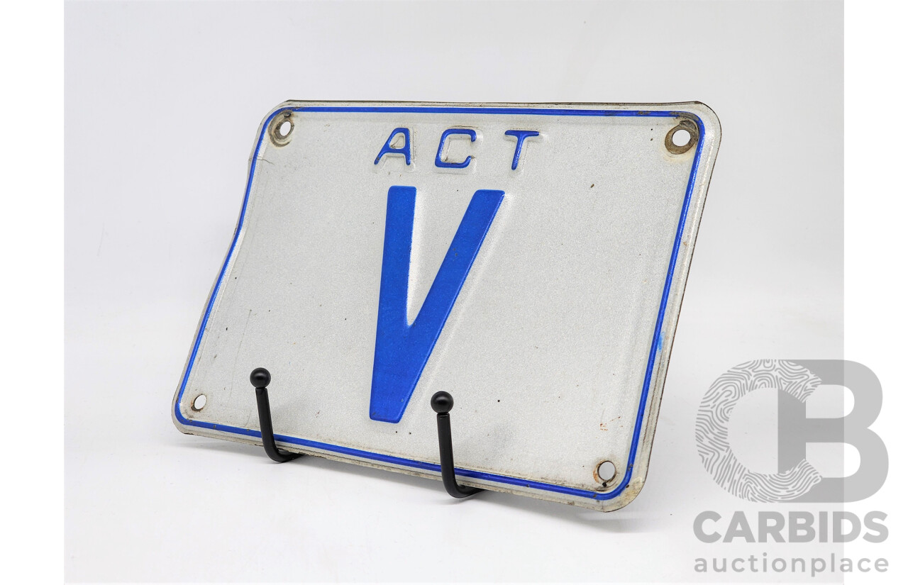 ACT Single Letter Motor Vehicle Number Plate - V