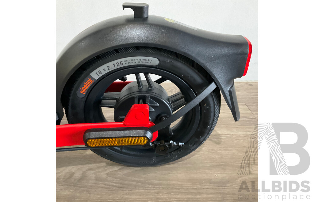 SEGWAY Ninebot D18U Kickscooter (Red/black) - Estimated ORP $699