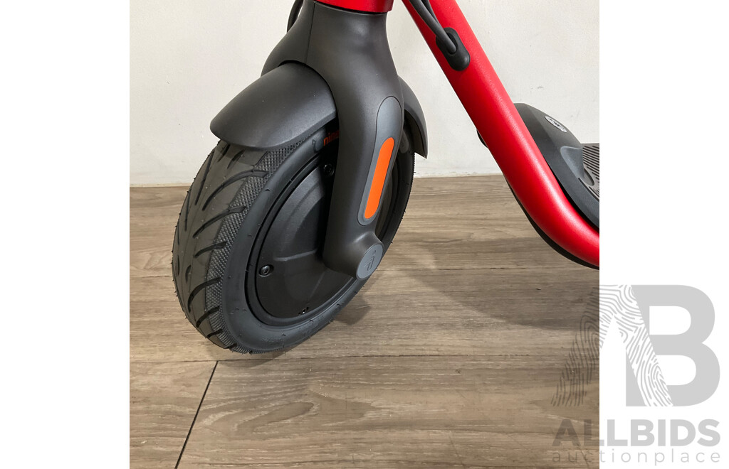 SEGWAY Ninebot D18U Kickscooter (Red/black) - Estimated ORP $699