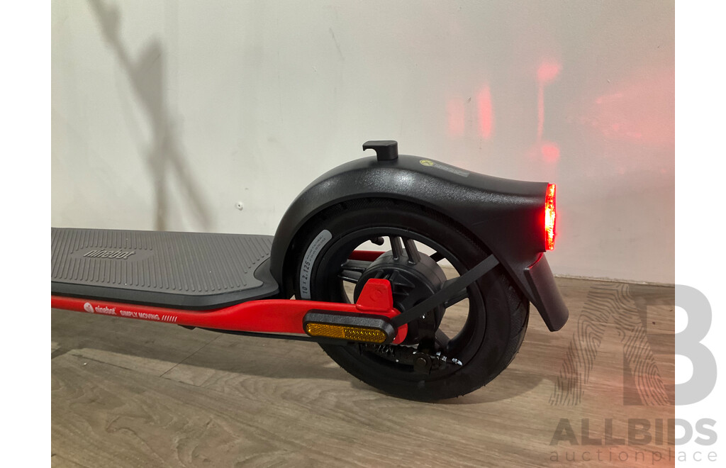 SEGWAY Ninebot D18U Kickscooter (Red/black) - Estimated ORP $699