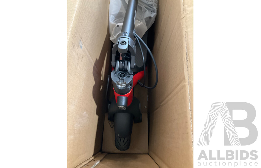 SEGWAY Ninebot D18U Kickscooter (Red/black) - Estimated ORP $699