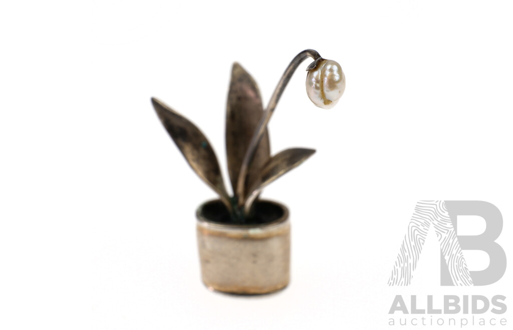 Sterling Silver Miniature Pot Plant with Pearl, Marks to Base