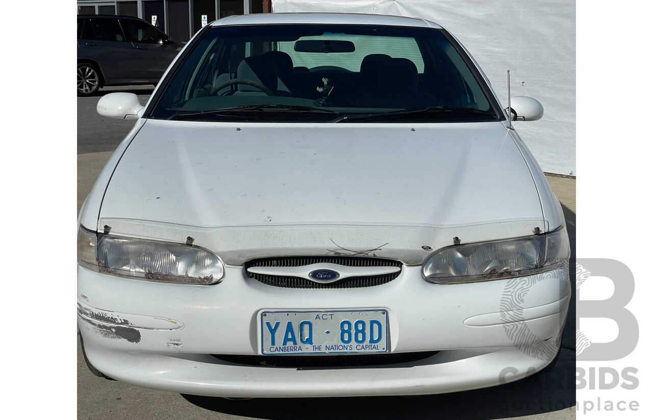 2/1998 Ford Falcon Futura EL 4d Sedan White 4.0L