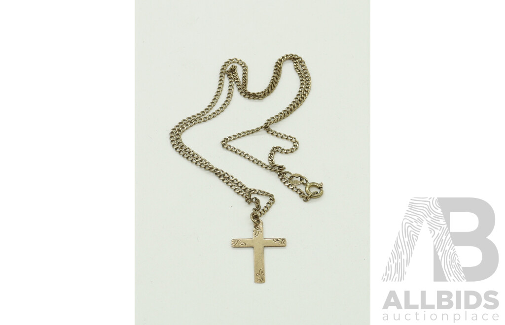 9ct Curb Link Chain and Cross Pendant, 45cm, Hallmarked 375 ITALY, 3.50 Grams