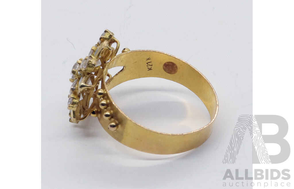 Gold Flower Ring, Indian Style, Size Q, Hallmarked K21K, 3.71grams