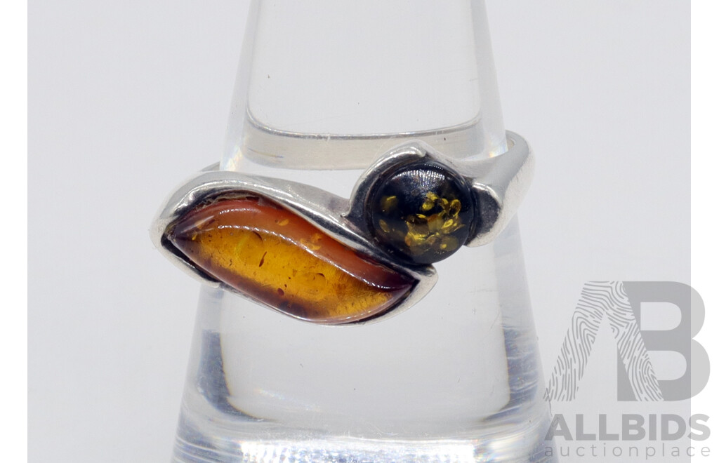 Sterling Silver Ring with Amber & Peridot Cabachons, Size Q
