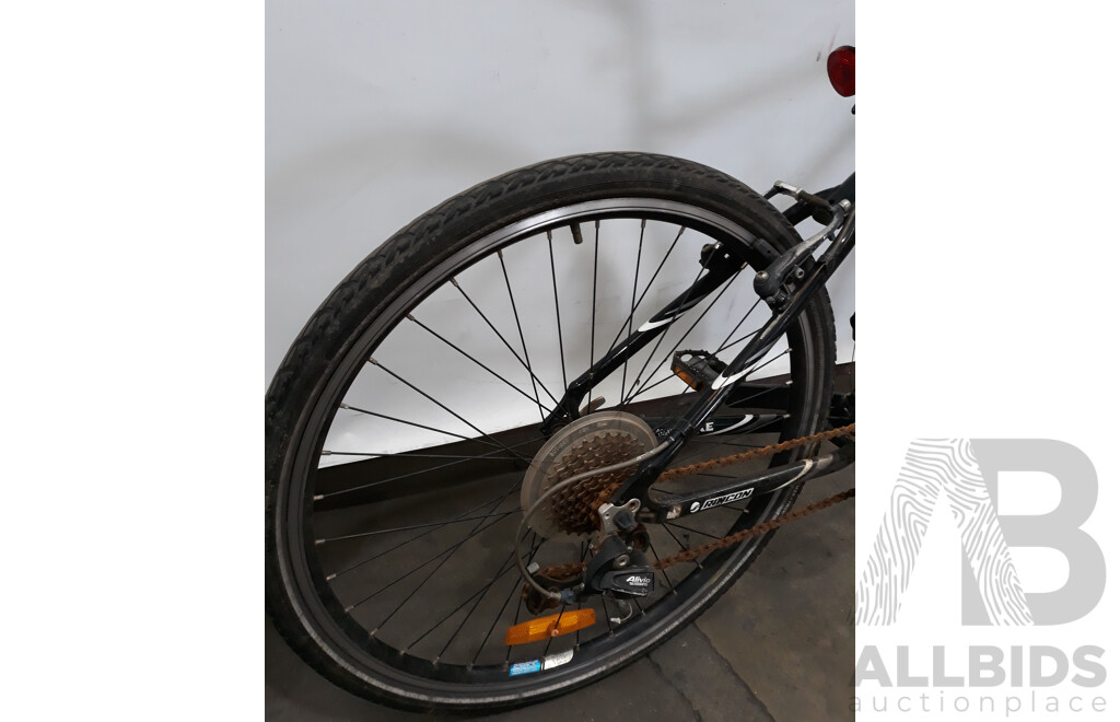 Giant Rincon 8 Speed Mountain Bike