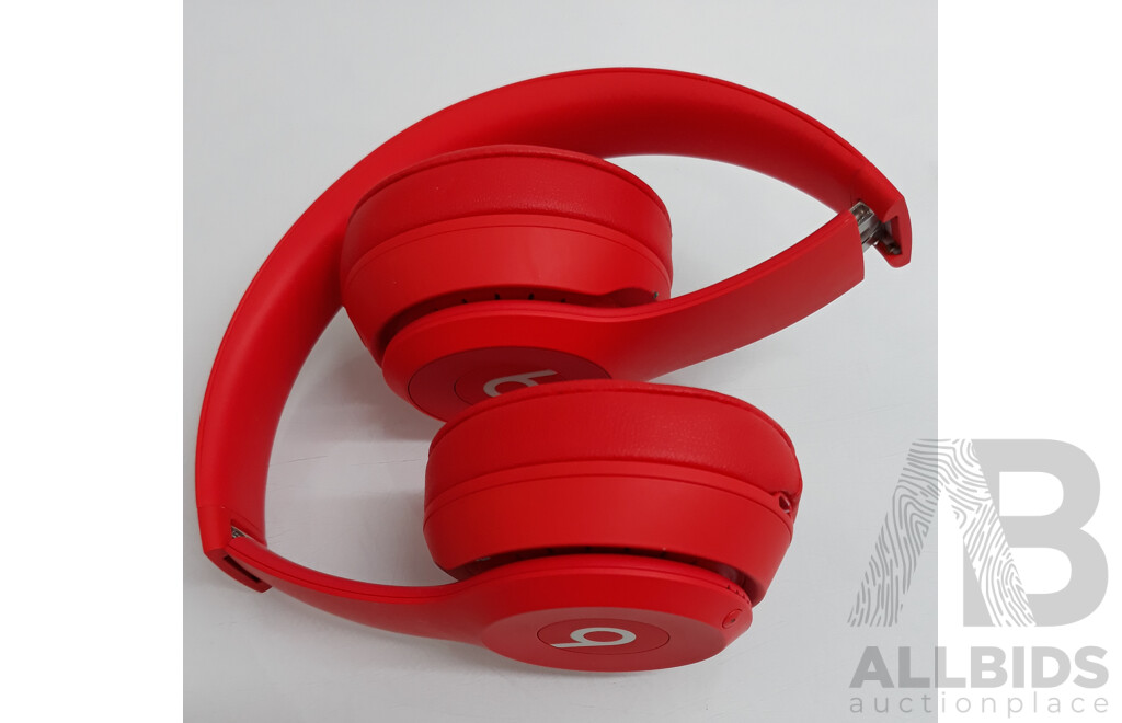 Beats Solo3 Wireless on Ear Headphones (Red)