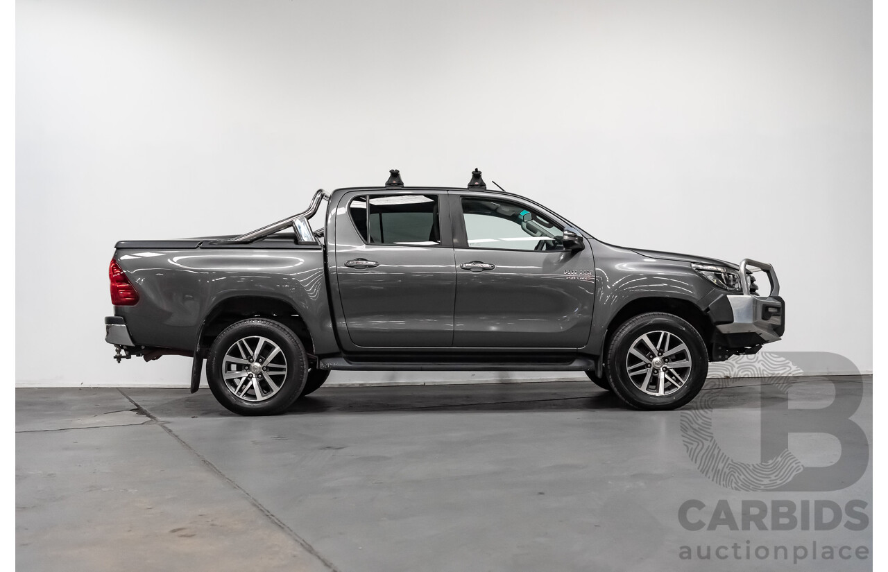 8/2016 Toyota Hilux SR5 (4x4) GUN126R Dual Cab Utility Grey 2.8L Turbo Diesel