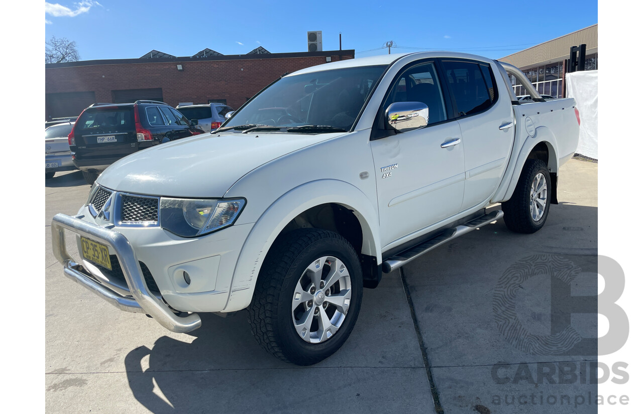 7/2012 Mitsubishi Triton Glx-R (4x4) MN MY12 Double Cab Utility White 2.5L
