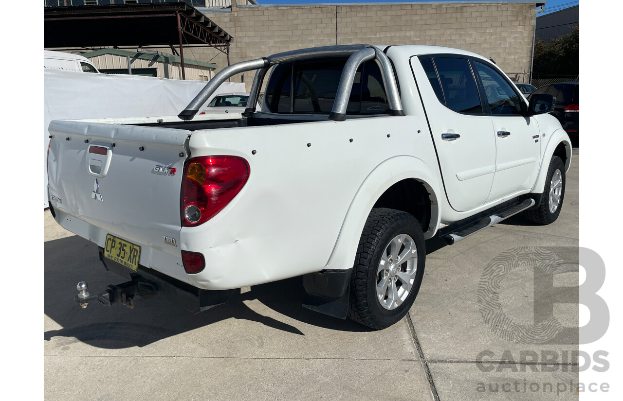 7/2012 Mitsubishi Triton Glx-R (4x4) MN MY12 Double Cab Utility White 2.5L