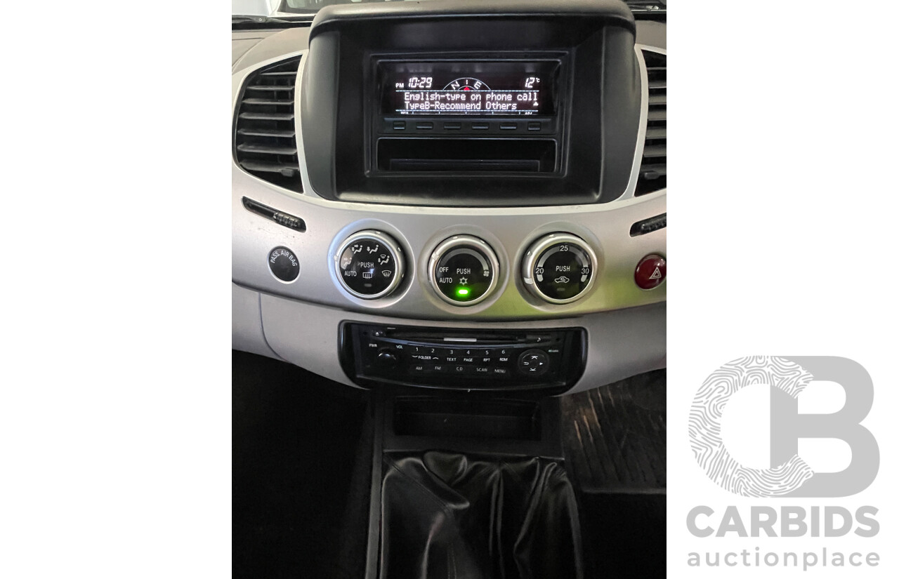 7/2012 Mitsubishi Triton Glx-R (4x4) MN MY12 Double Cab Utility White 2.5L