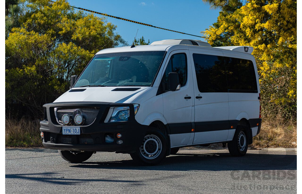 8/2017 Mercedes-Benz Sprinter 319cdi 5d Van White 3.0L V6 Turbo Diesel