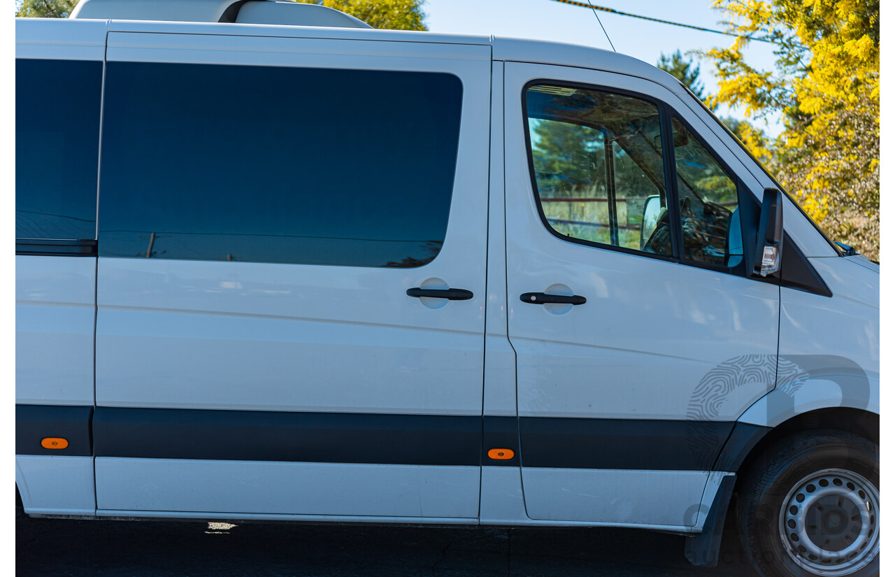 8/2017 Mercedes-Benz Sprinter 319cdi 5d Van White 3.0L V6 Turbo Diesel