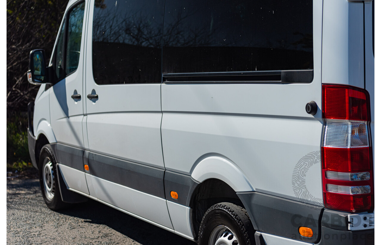 8/2017 Mercedes-Benz Sprinter 319cdi 5d Van White 3.0L V6 Turbo Diesel