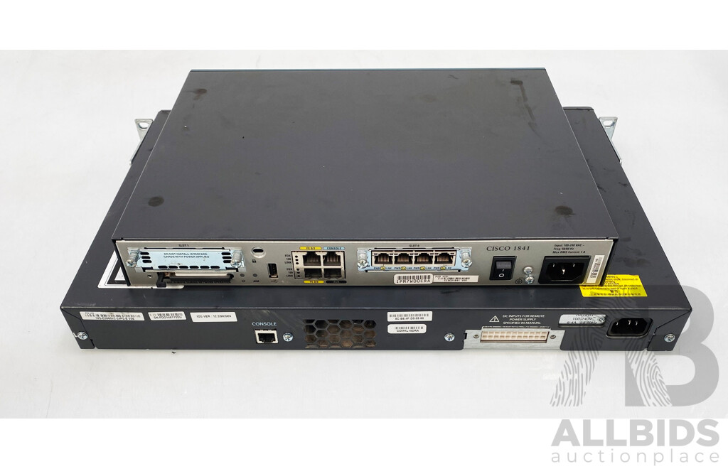 Cisco (CISCO1841) 1841 Integrated Services Router & Catalyst 3560 Series 24-Port Switch