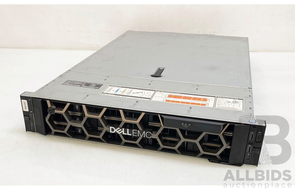 Dell EMC (E38S) Power Edge R740xd Dual Intel Xeon Silver (4114) 2.2GHz-3.0GHz 10-Core CPU 2RU Server W/ 192GB DDR4