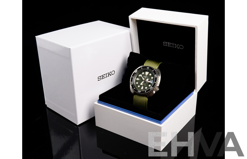 Boxed Seiko Turtle Sapphire Crystal Watch 4R36-06Z0 Made in Japan