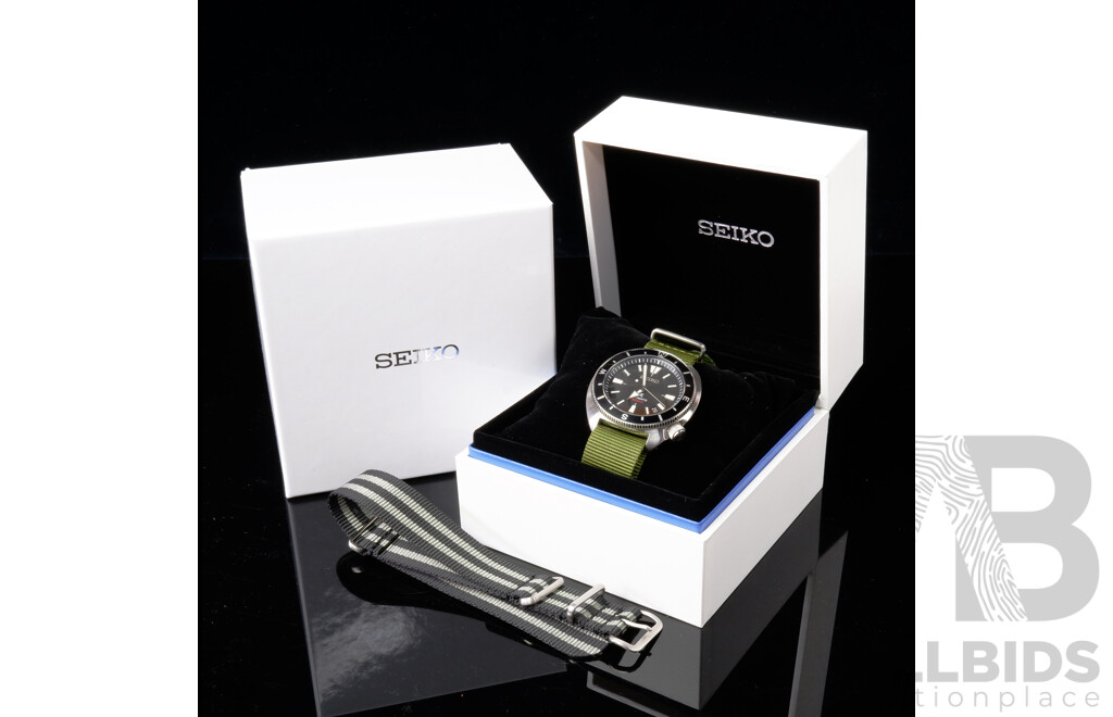 Boxed Seiko Automatic Divers Wrist Watch, 4R35-04Y0