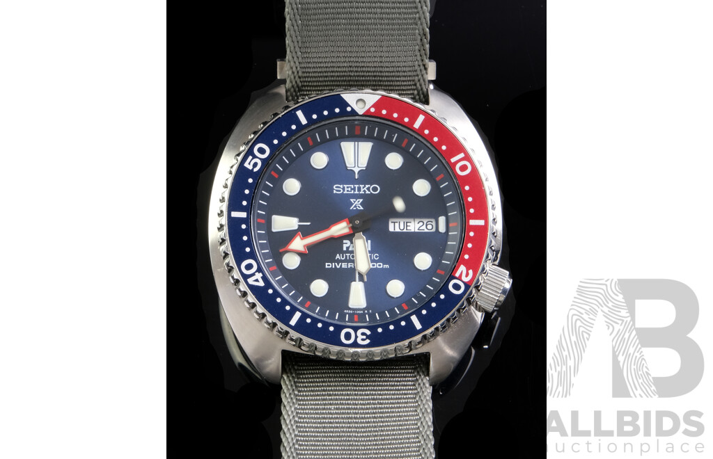 Boxed Seiko Padi Turtle Watch with Pepsi Bezel and Day/Date Function