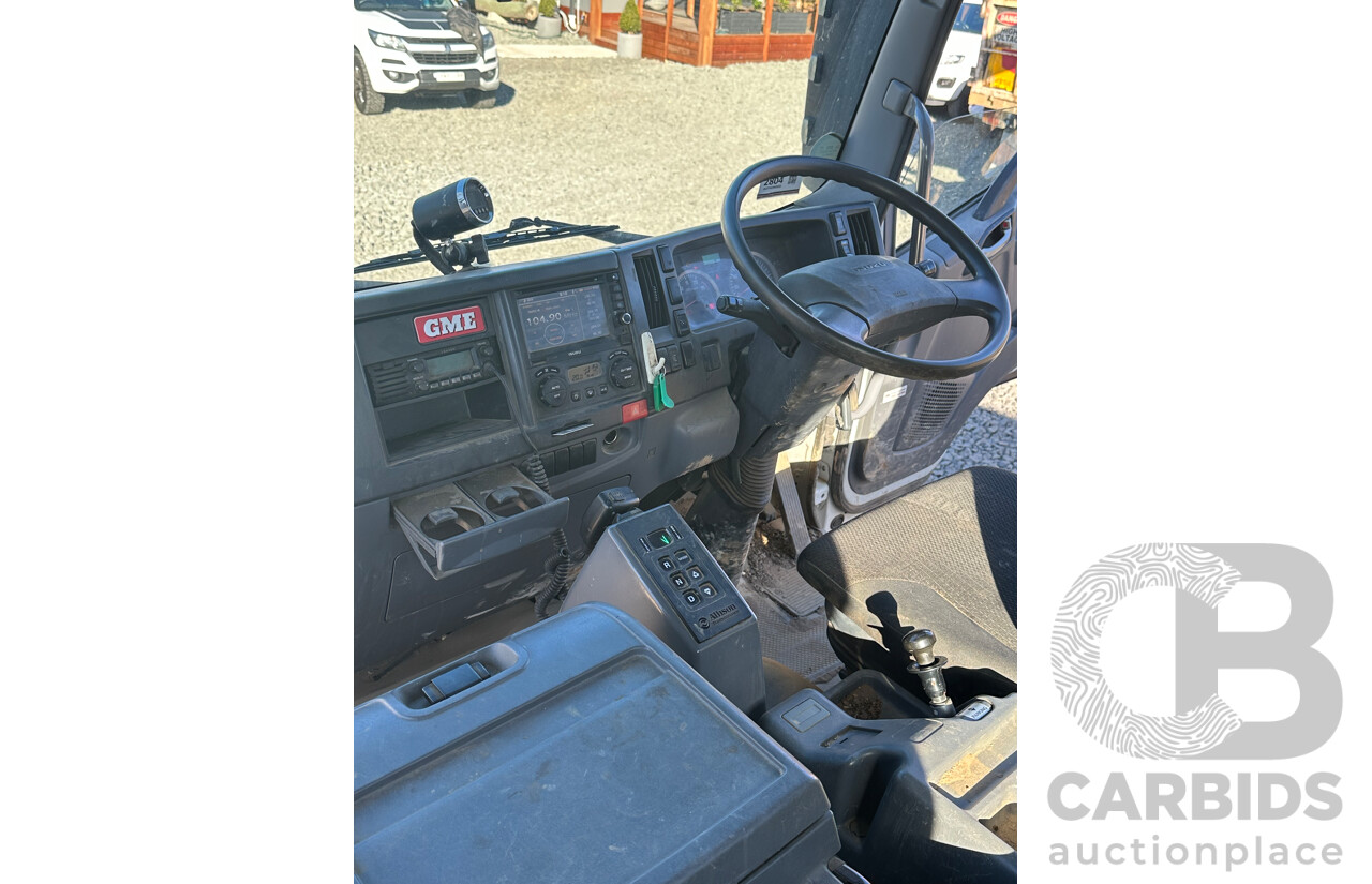 12/ 2017 White Isuzu FYX350 Tanker With Vermeer Mega Vac