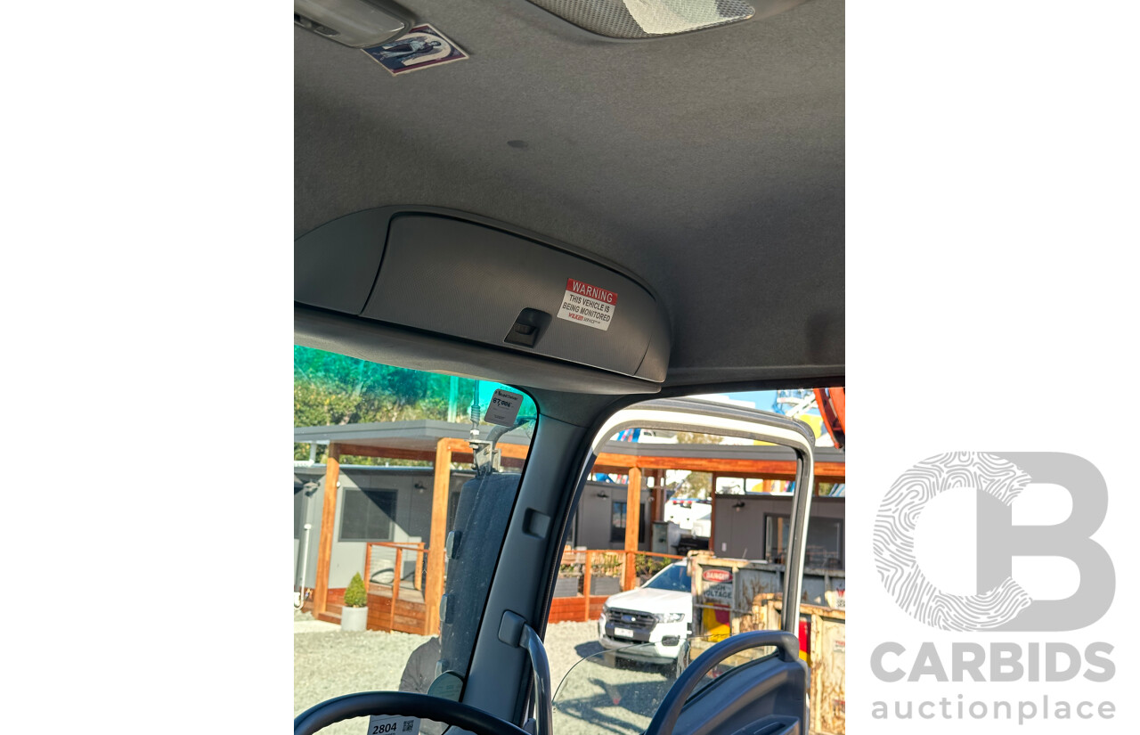 12/ 2017 White Isuzu FYX350 Tanker With Vermeer Mega Vac