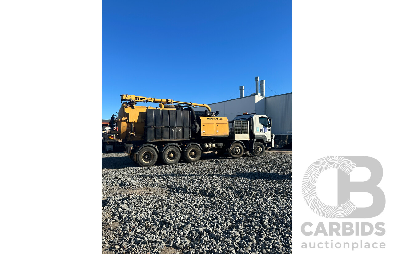 12/ 2017 White Isuzu FYX350 Tanker With Vermeer Mega Vac