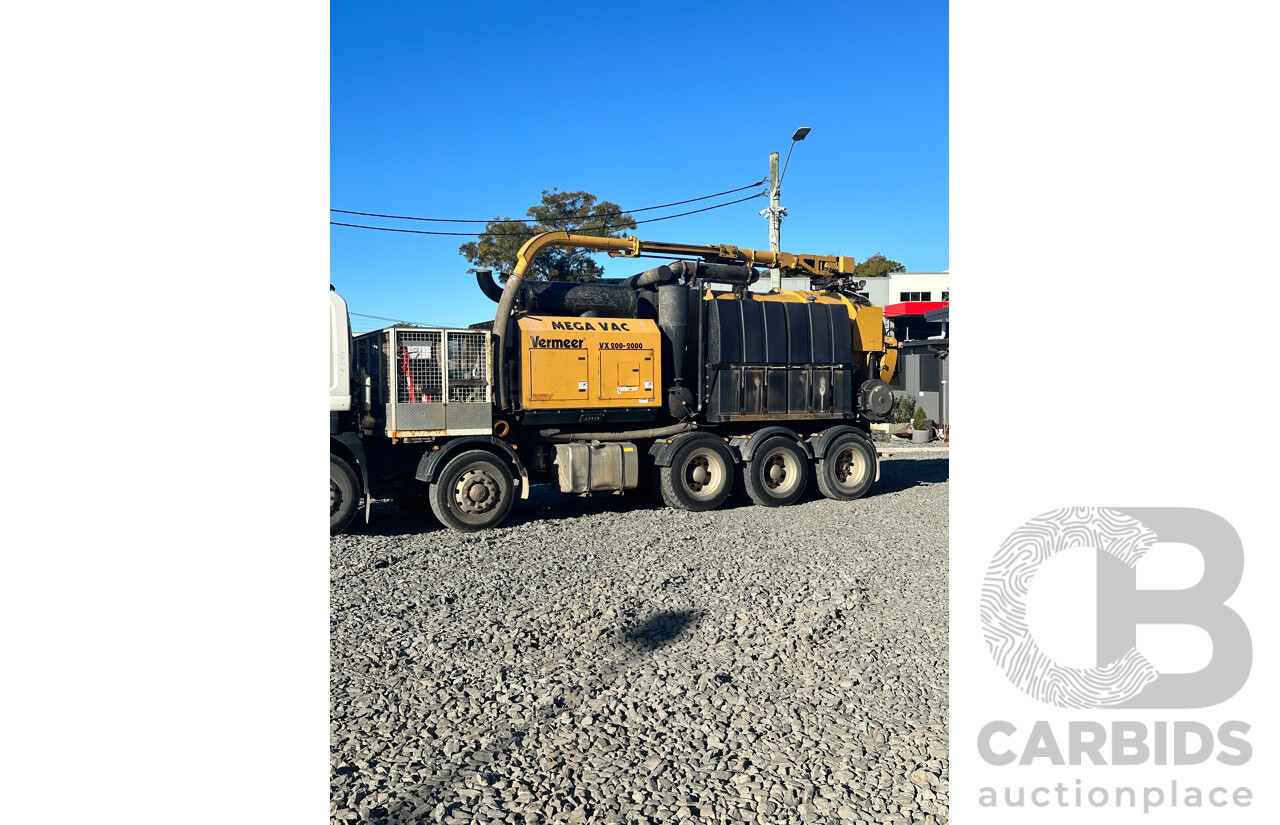 12/ 2017 White Isuzu FYX350 Tanker With Vermeer Mega Vac