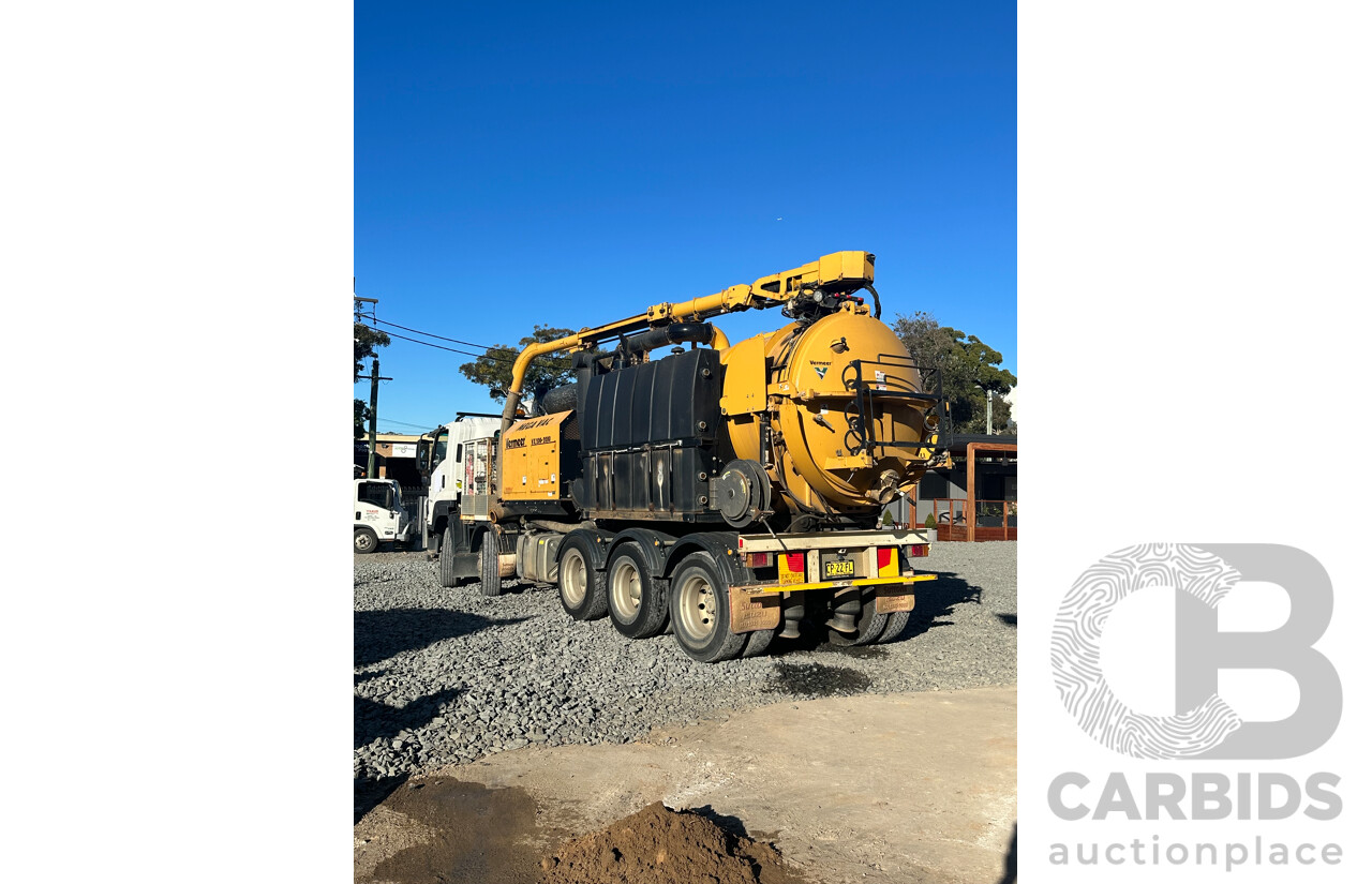 12/ 2017 White Isuzu FYX350 Tanker With Vermeer Mega Vac