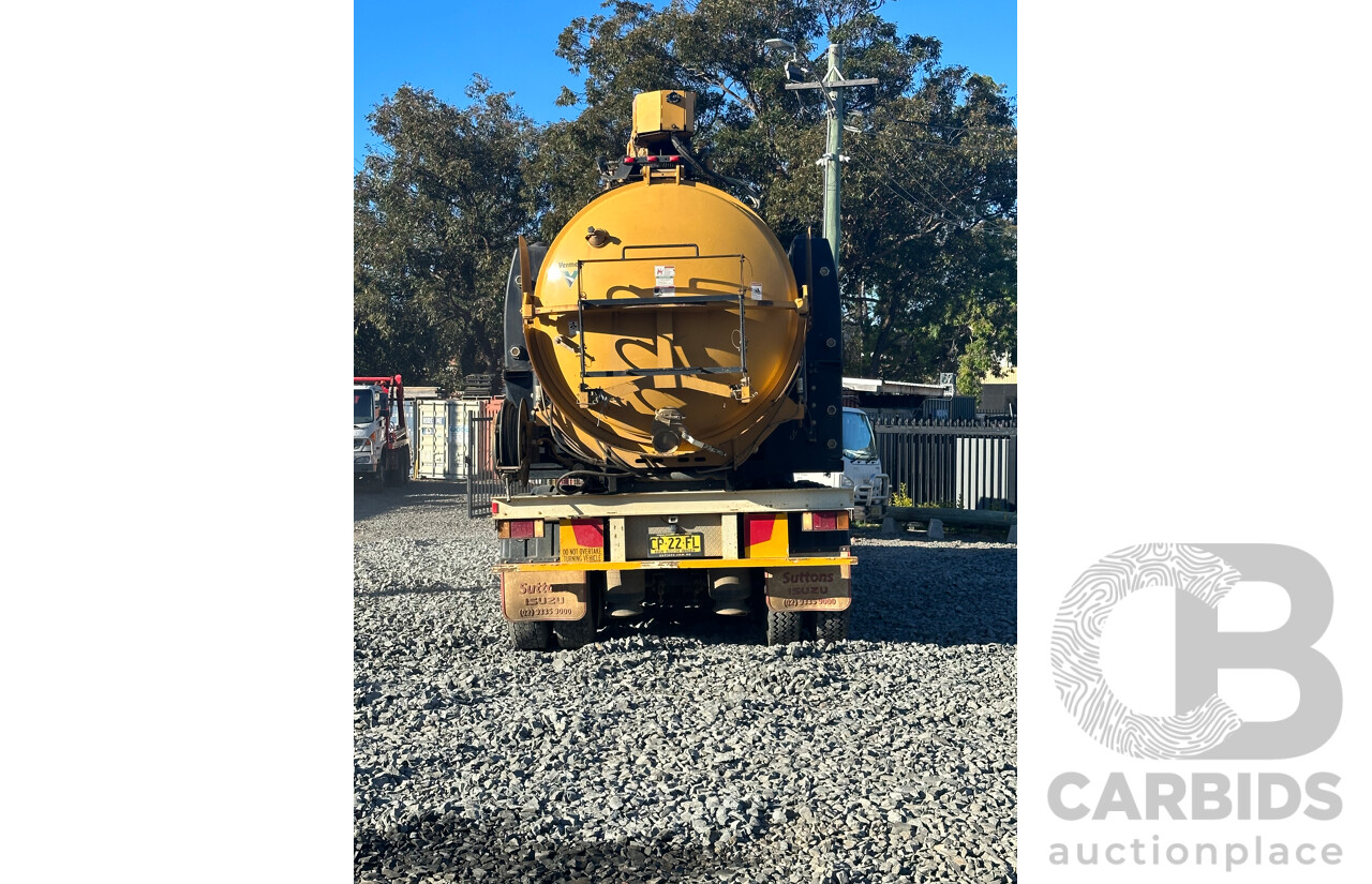 12/ 2017 White Isuzu FYX350 Tanker With Vermeer Mega Vac