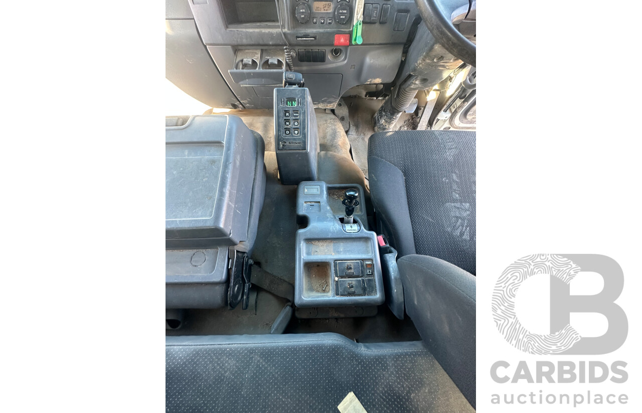 12/ 2017 White Isuzu FYX350 Tanker With Vermeer Mega Vac