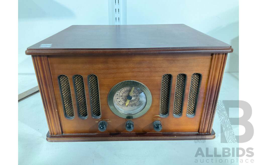 Base Music Centre Turntable/Radio Model WR130BL