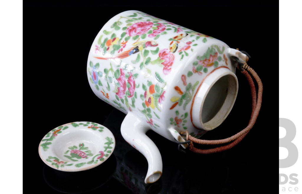 Chinese Famille Rose Porcelain Teapot with Hand Paintwd Butterfly and Peony Detail, Early 20th Century
