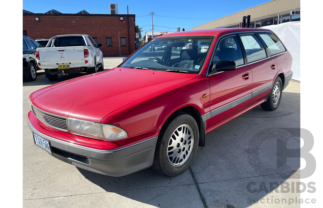 9/1993 Mitsubishi Magna Executive TR 4d Wagon Red 3.0L